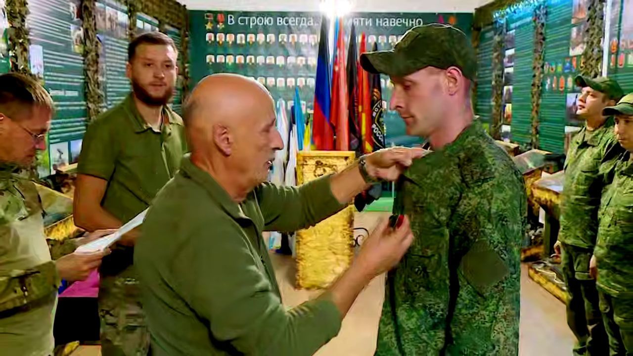 Татарстанским военнослужащим в зоне СВО вручили республиканские награды — видео