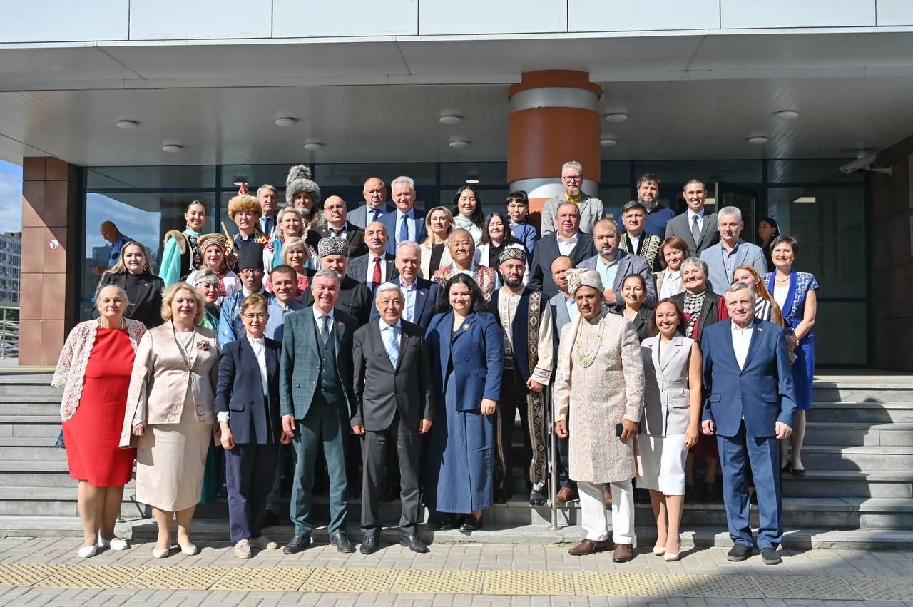 Мухаметшин: В Татарстане созданы все условия для сохранения родных языков