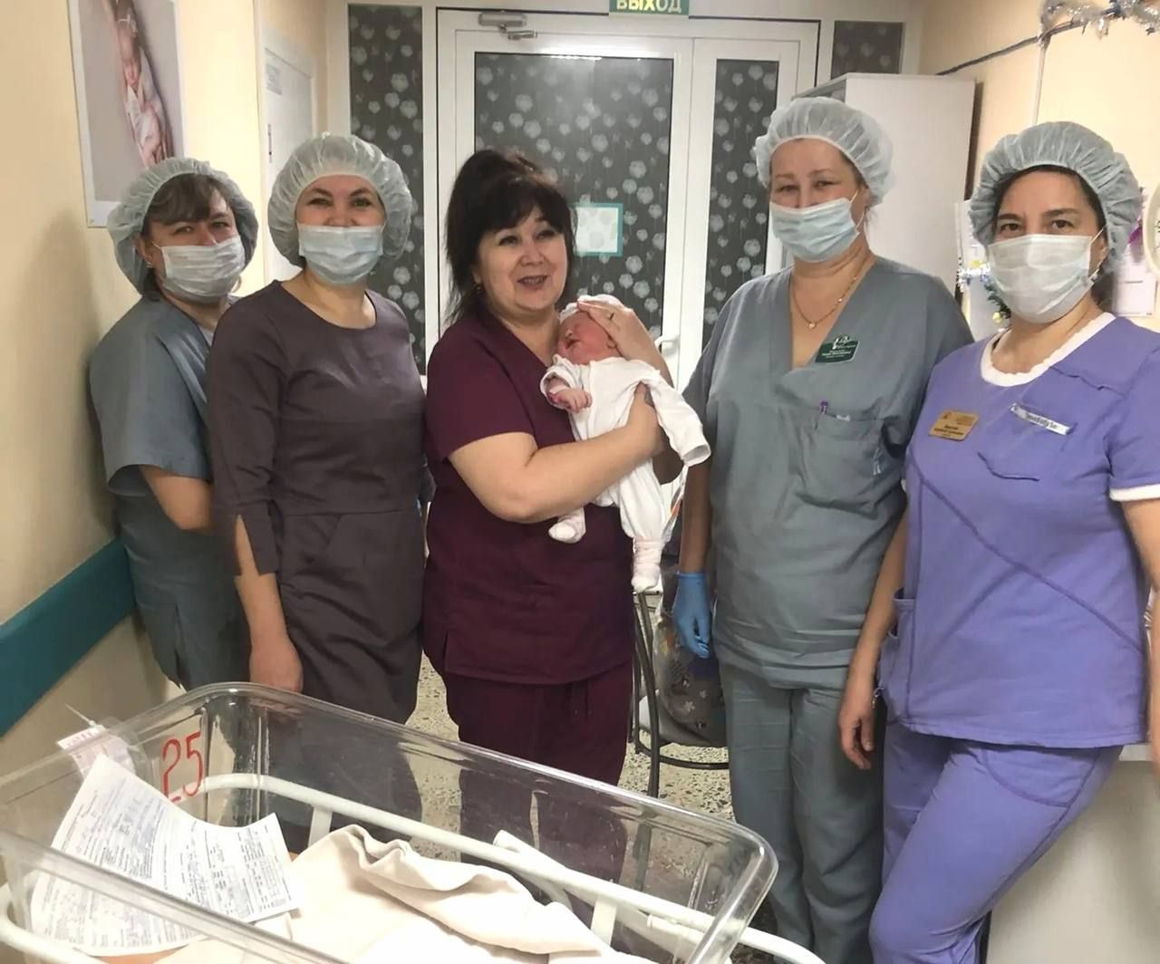 В Нижнекамске первой в 2026 году родилась девочка