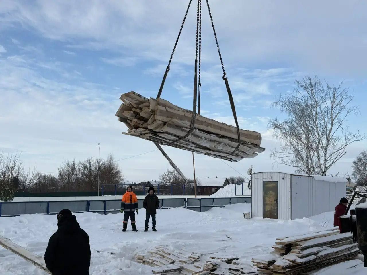 Алькеевские волонтеры отправились с новой гуманитарной миссией в зону СВО