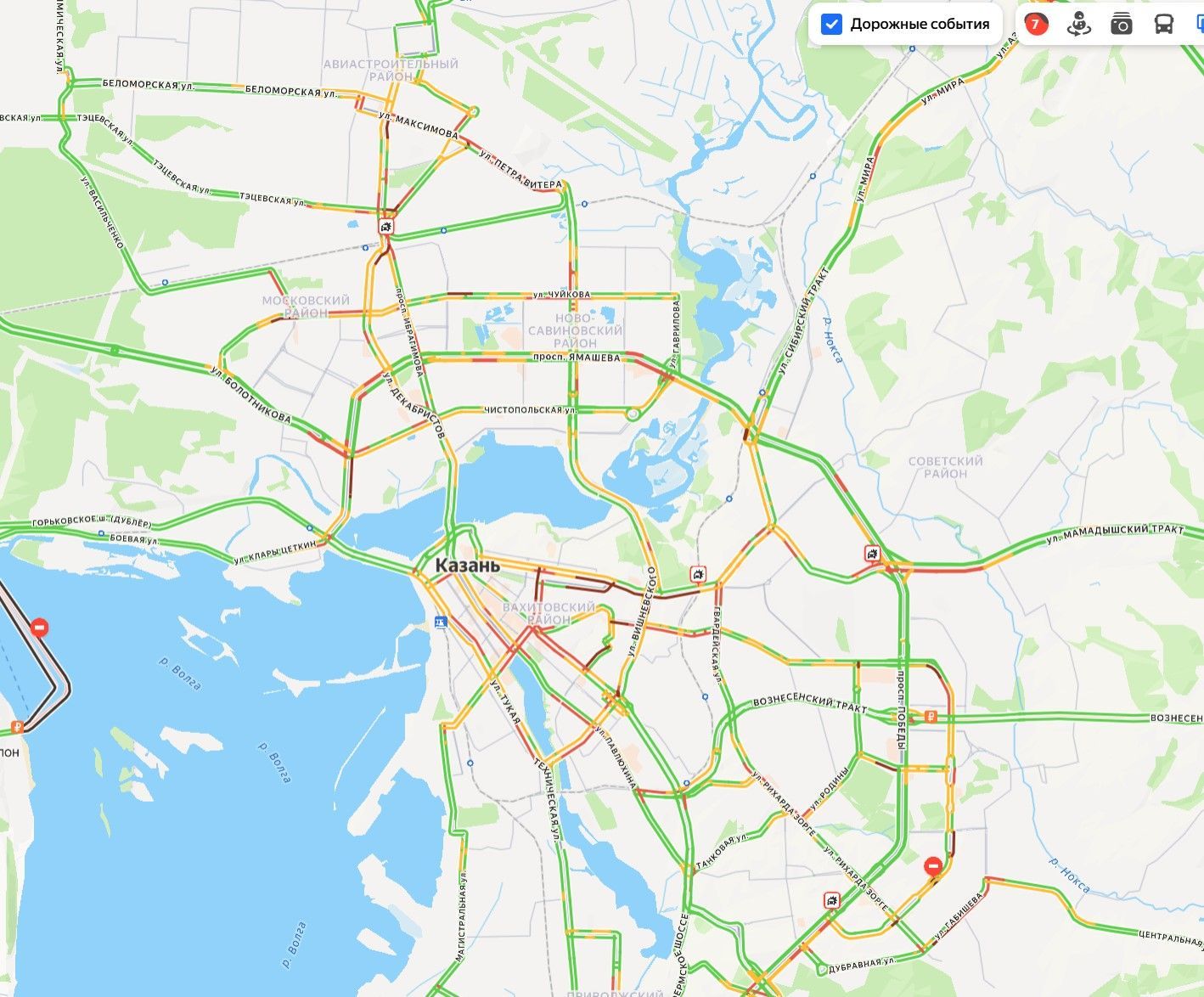 Пробки в Казани достигли семи баллов
