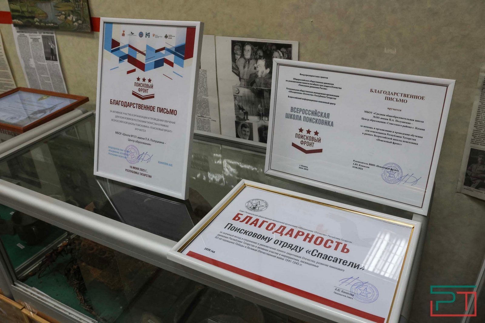 «Над нами дрон, а я – педаль газа в пол»: директор казанской школы сама возит гуманитарку на СВО