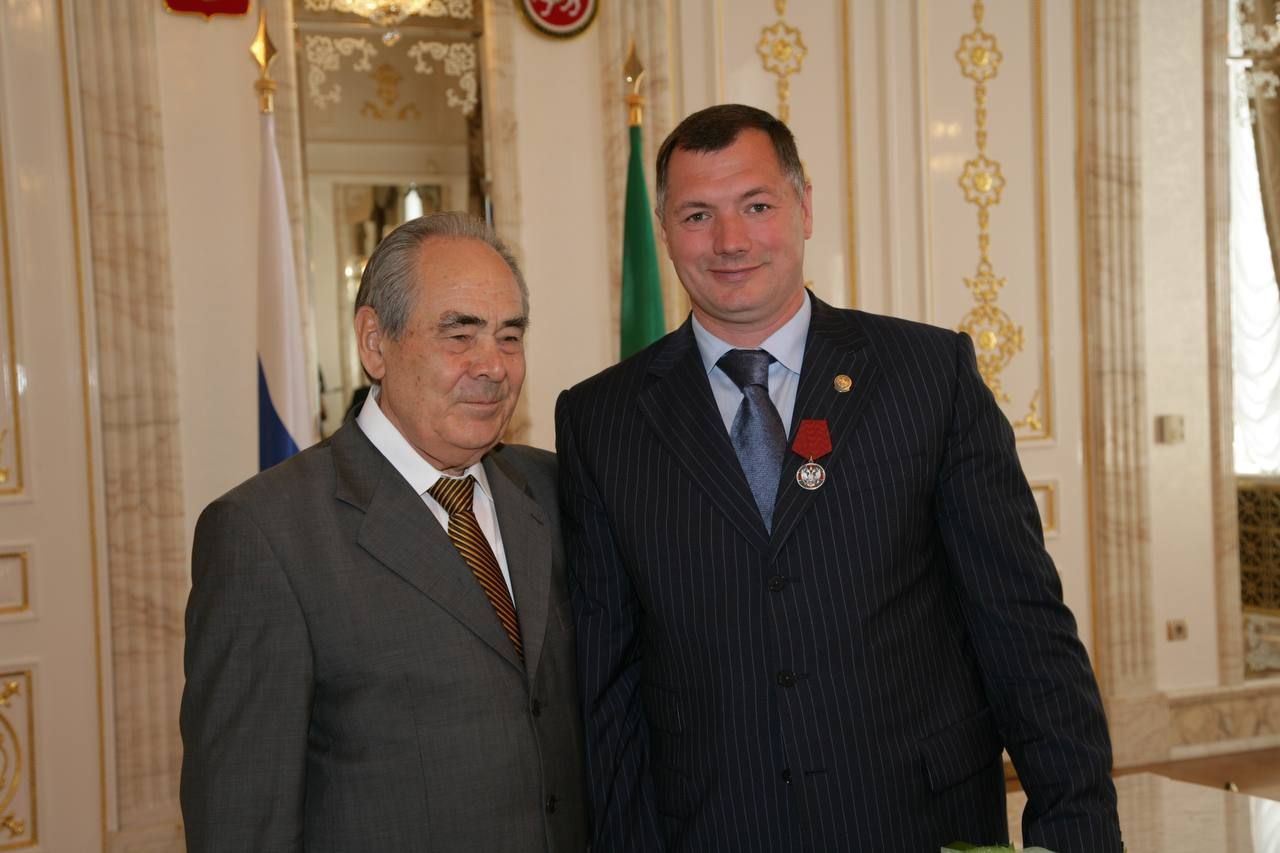 Марат Хуснуллин поздравил с днем рождения Минтимера Шаймиева