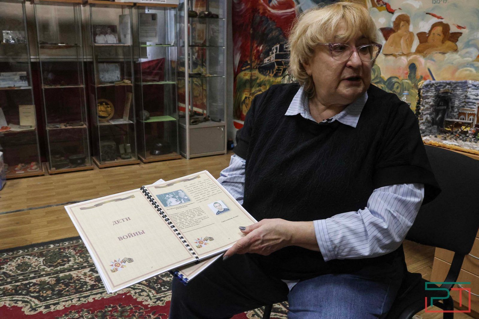 «Над нами дрон, а я – педаль газа в пол»: директор казанской школы сама возит гуманитарку на СВО