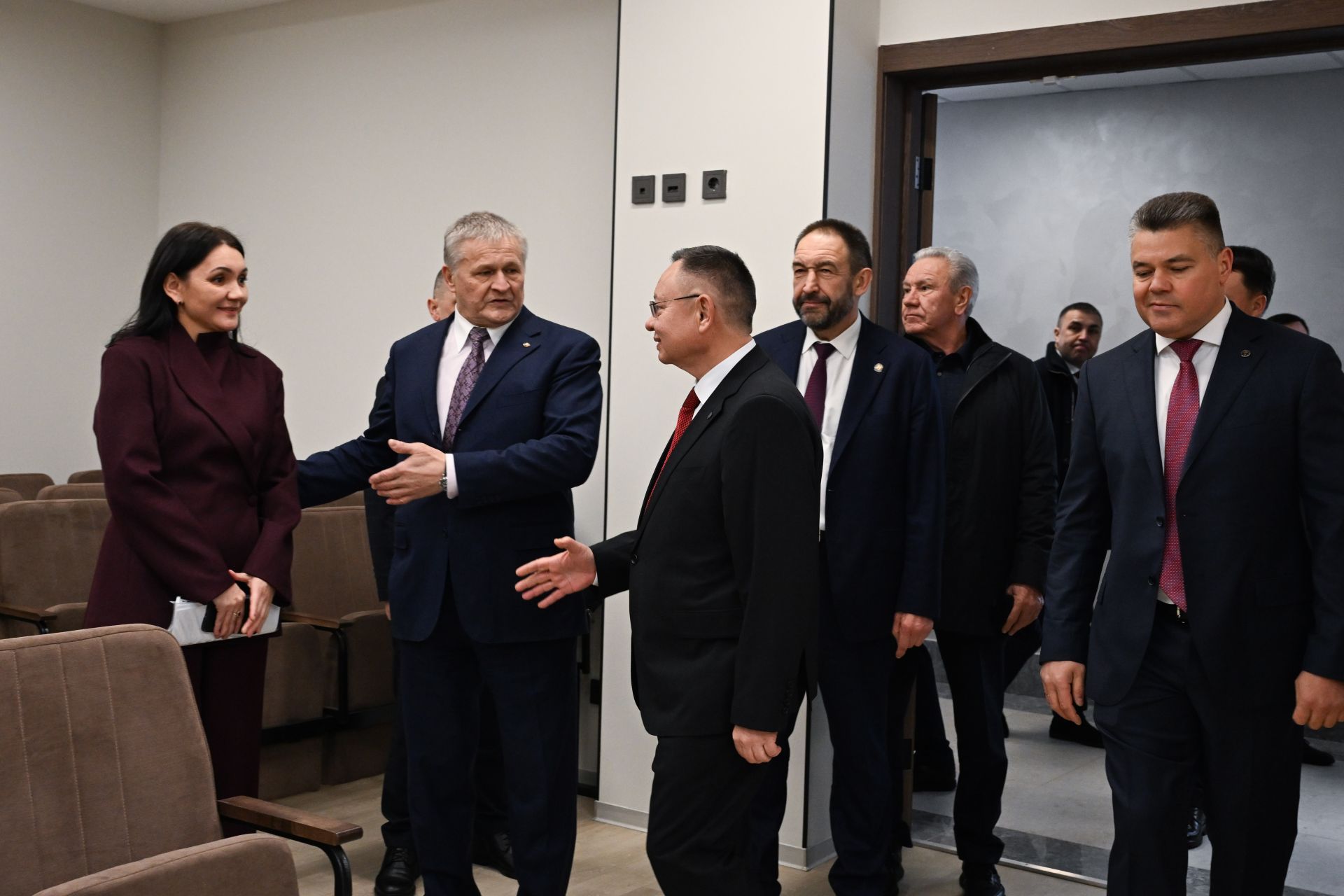 Ирек Файзуллин и Алексей Песошин посетили новое здание Кировского райсуда в Казани