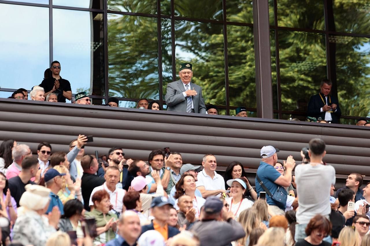 Марат Хуснуллин поздравил с днем рождения Минтимера Шаймиева