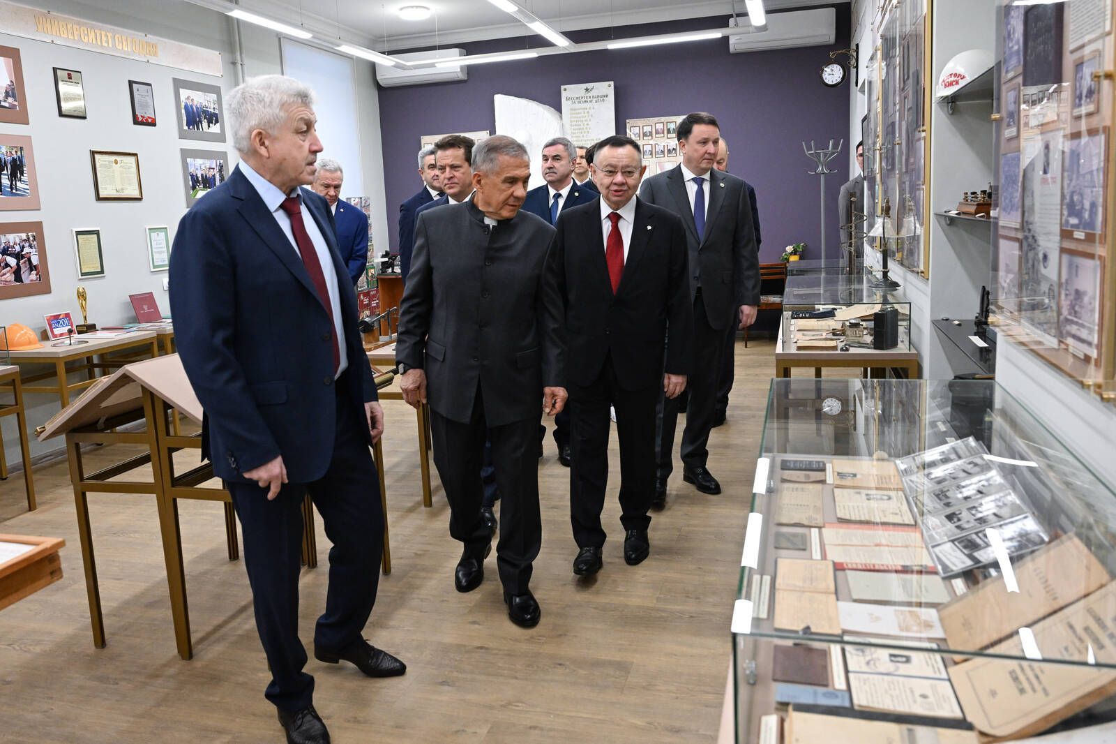 Минниханов и Файзуллин посетили КГАСУ