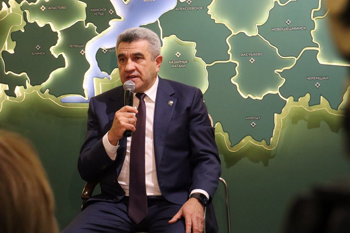 «Другие пусть не обижаются»: министр образования Татарстана рассказал, кто получит миллион на жилье