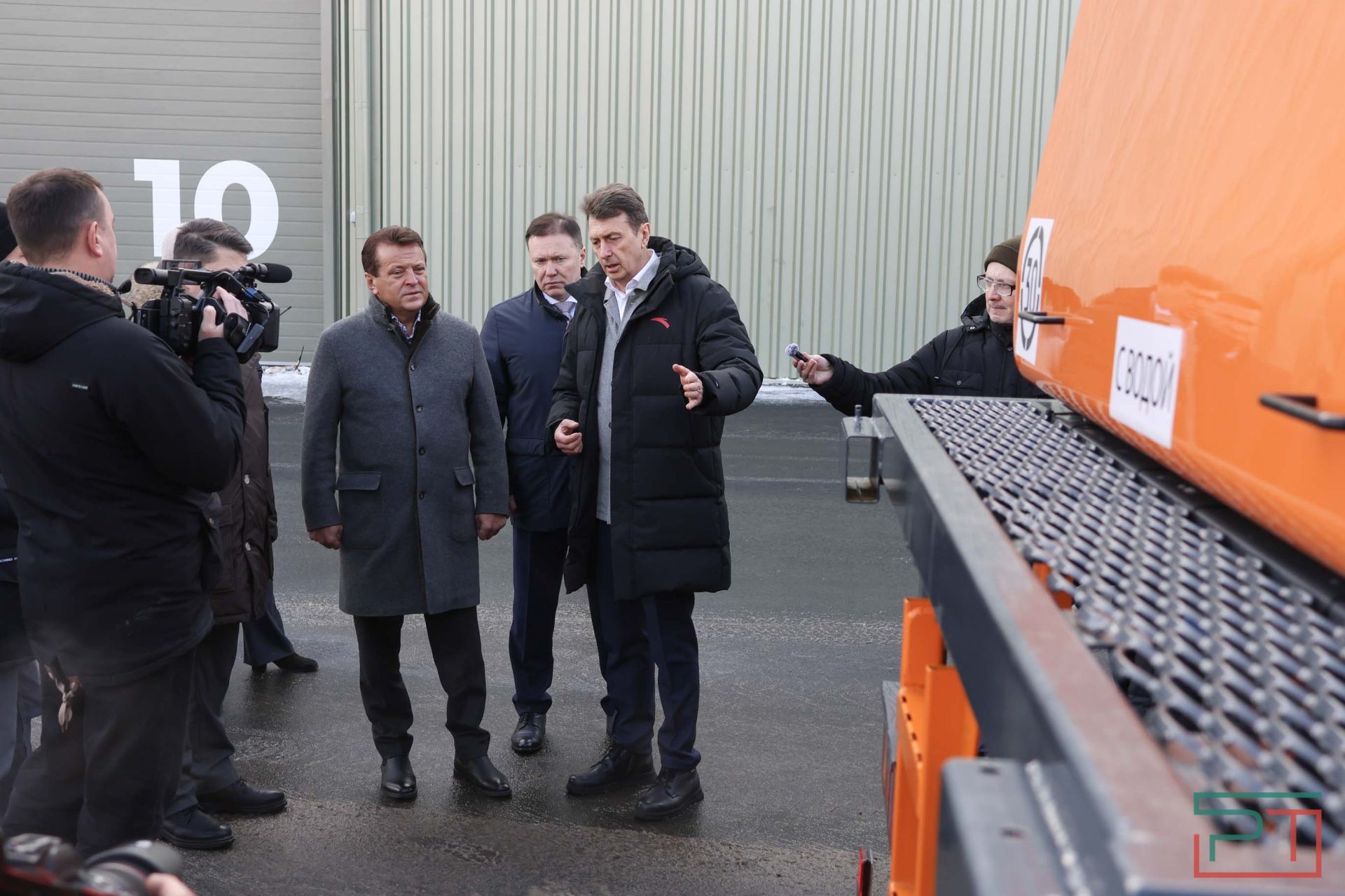 Метшин осмотрел новую базу МУП «Городское благоустройство»