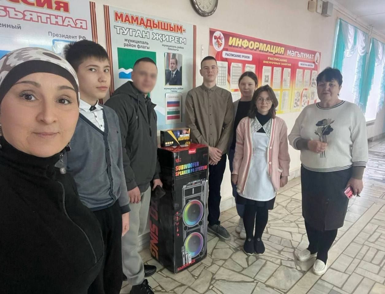 Мамадышский боец подарил родной школе звуковую систему за поддержку СВО