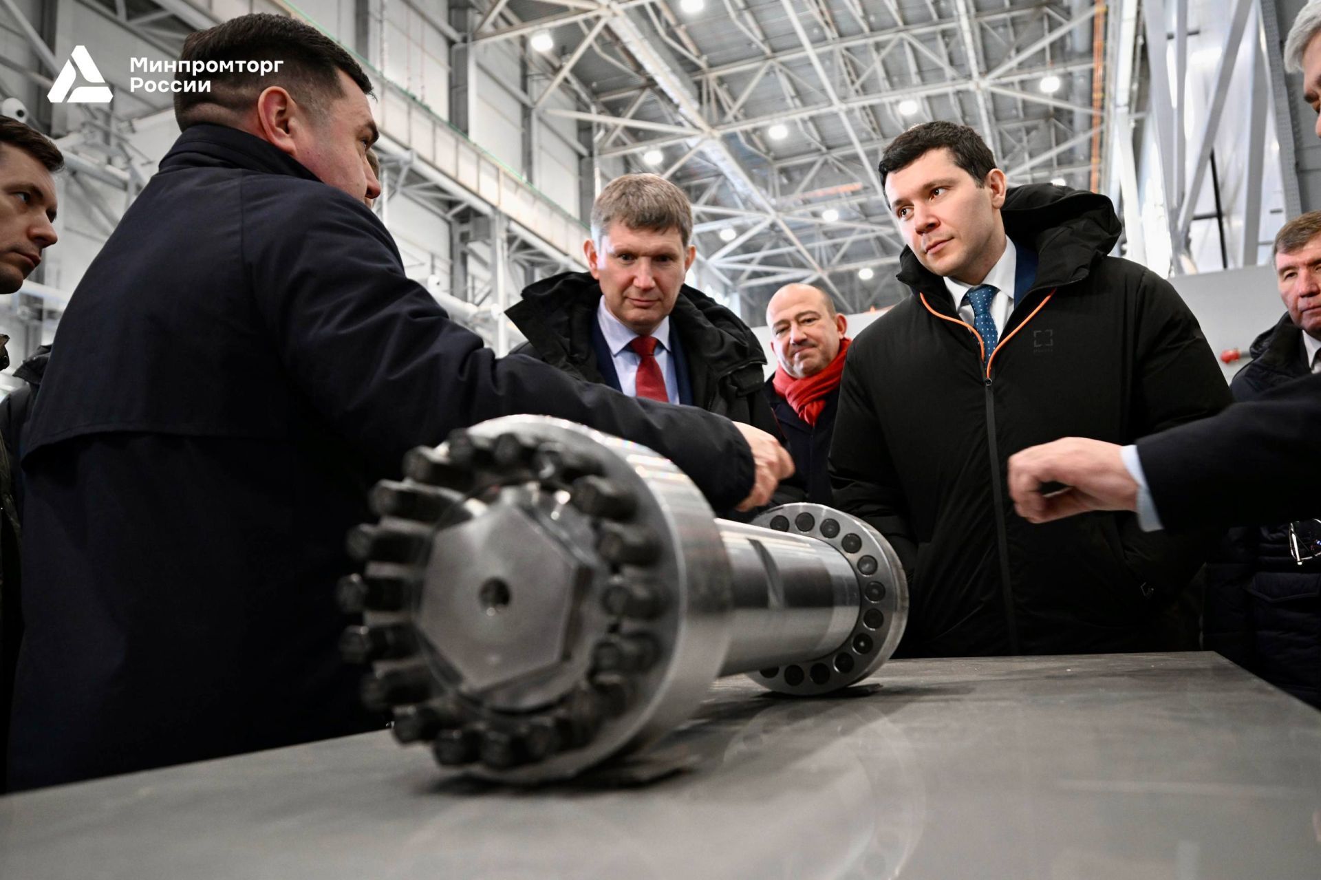 Алиханов, Решетников и Песошин посетили несколько производственных объектов в Зеленодольске