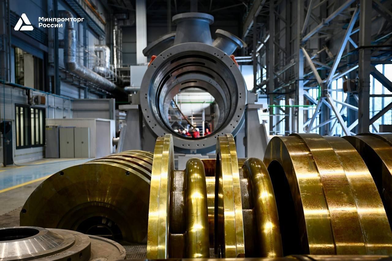 Алиханов, Решетников и Песошин посетили несколько производственных объектов в Зеленодольске