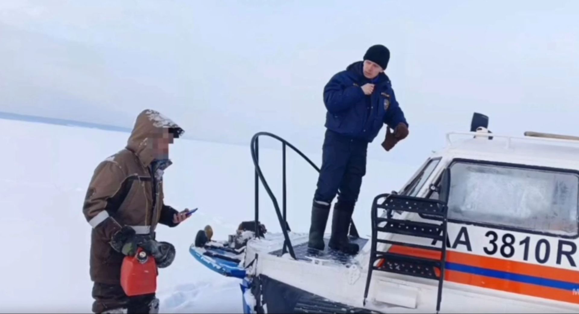 В Татарстане на Нижнекамском водохранилище спасли рыбака