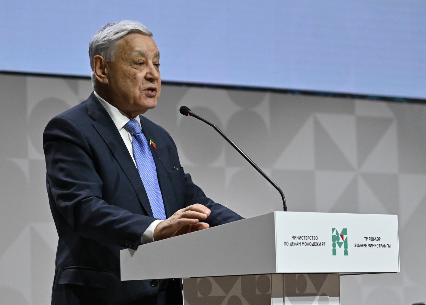 Мухаметшин: в Татарстане уделяется большое внимание работе с молодежью