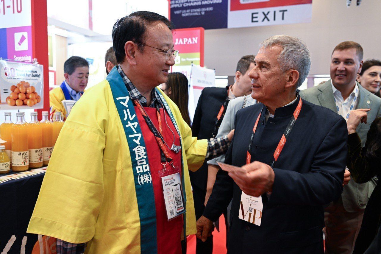 Минниханов: татарстанская продукция вызывает большой интерес на выставке в Дубае