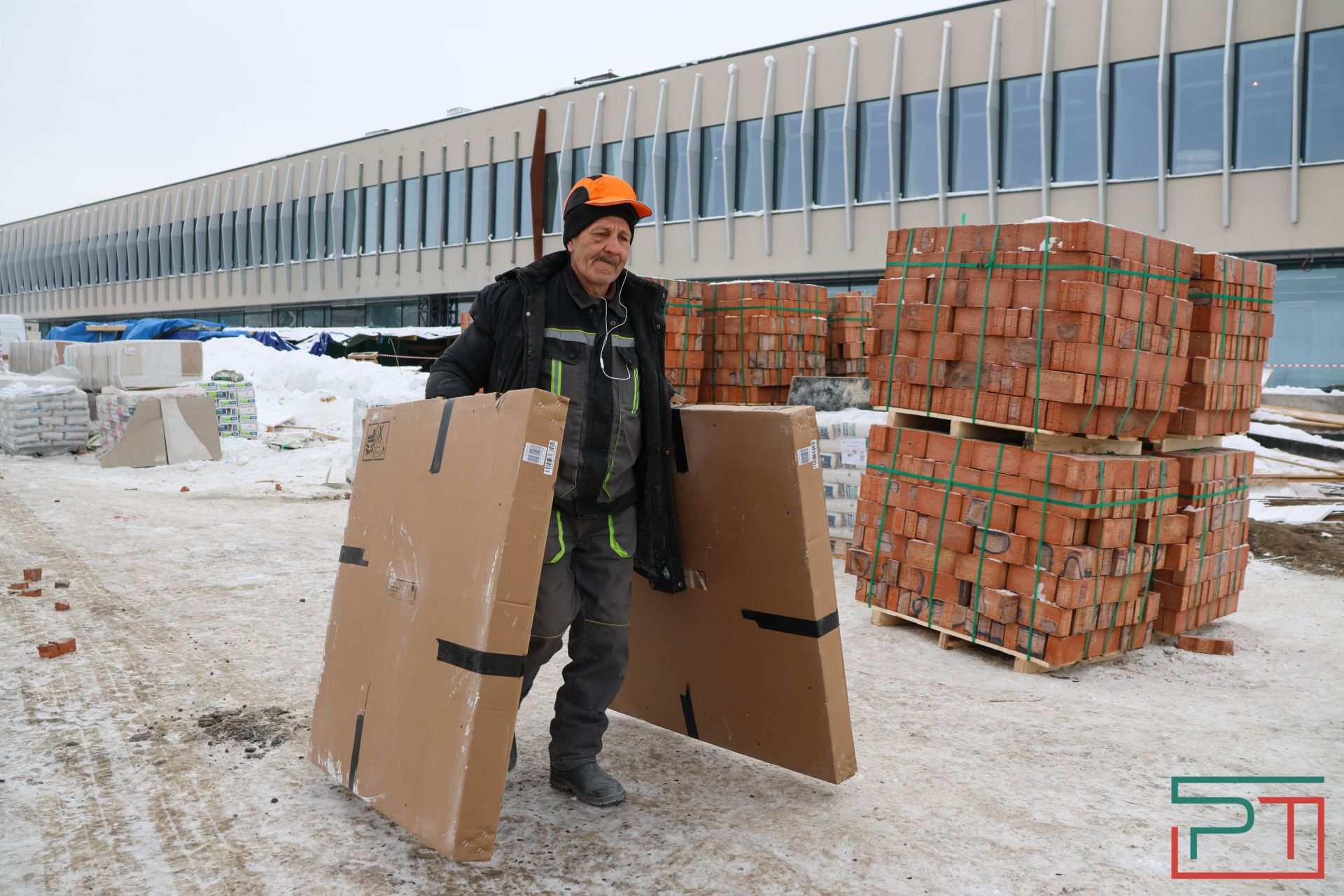 В Казани продолжается реновация ЦУМа