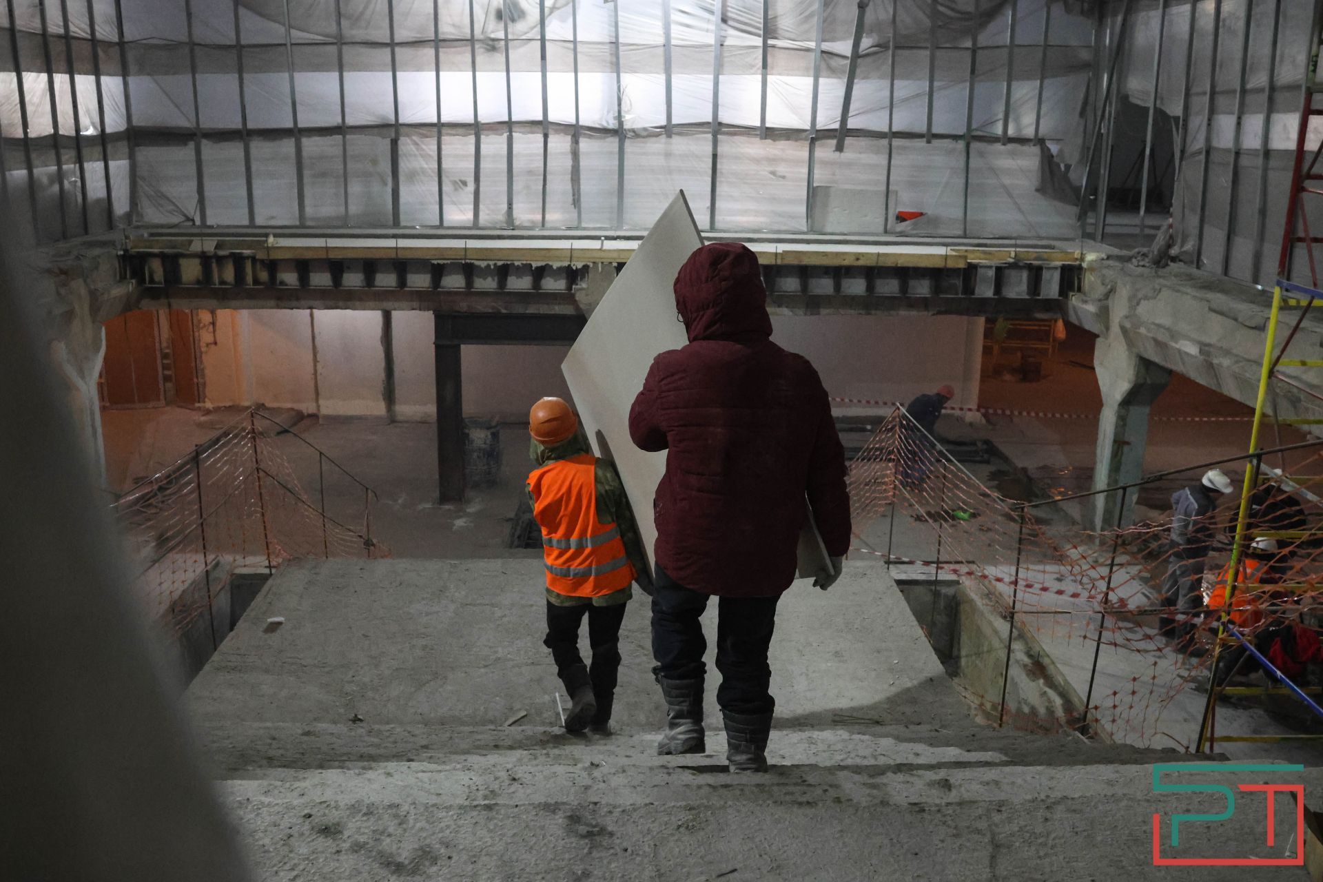 В Казани продолжается реновация ЦУМа