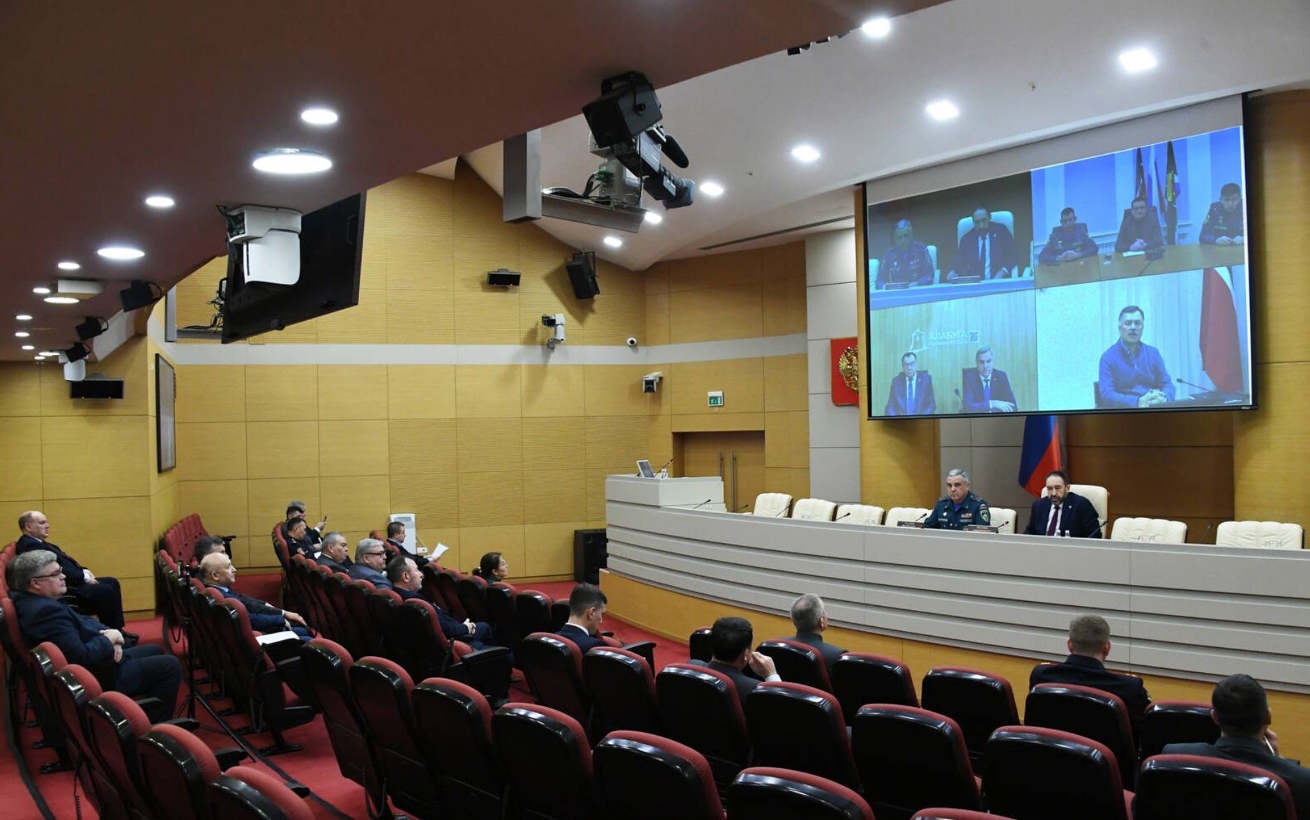 Песошин: если погода ухудшится, то надо вводить ограничения на движение по трассам в Татарстане