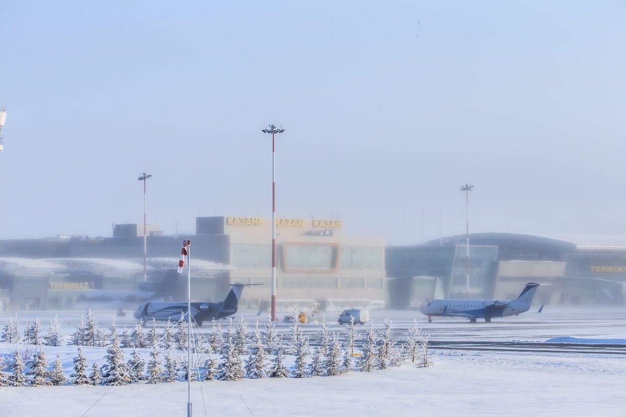 Из-за непогоды в Татарстане несколько рейсов в Казань ушли на запасные аэродромы