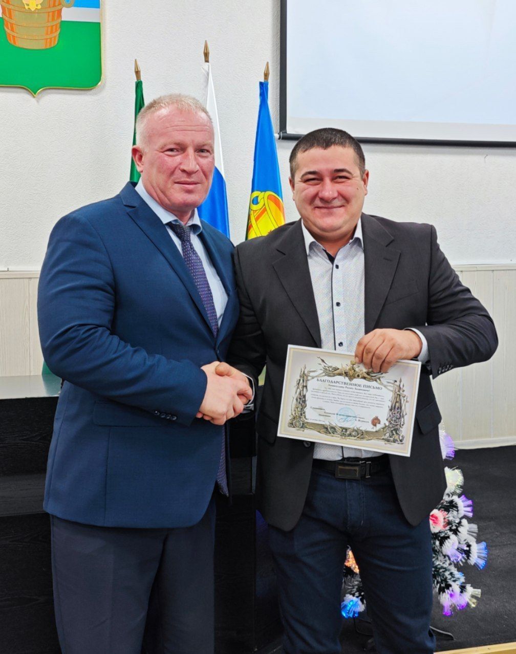 Жителям Чистополя вручили благодарности за поддержку от воинских частей на СВО