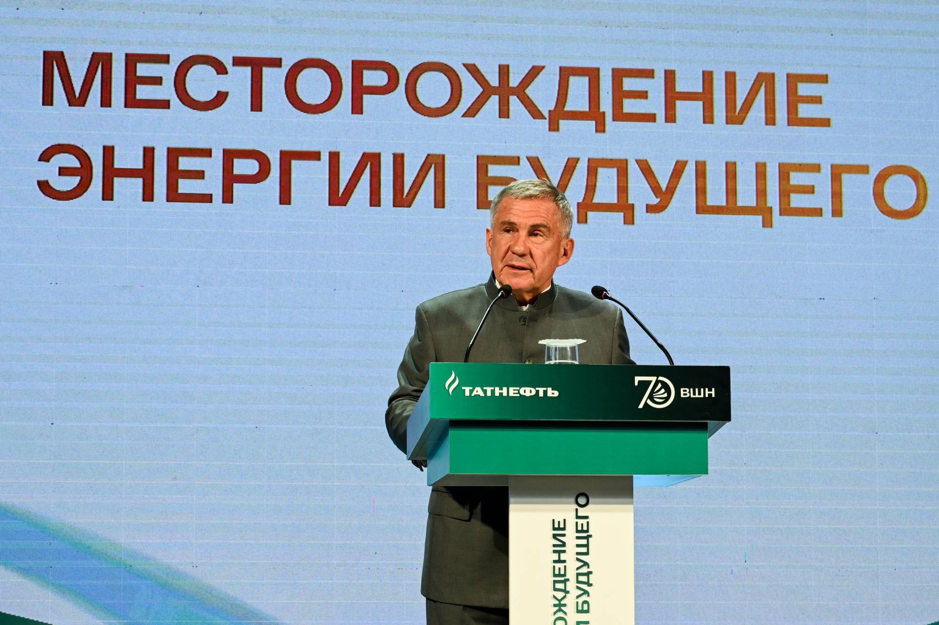 Минниханов: становление будущего инженера и исследователя начинается со школьной скамьи