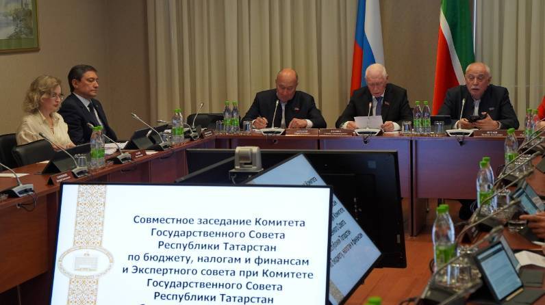 Законопроект о бюджете Татарстана на ближайшие три года подготовлен к первому чтению