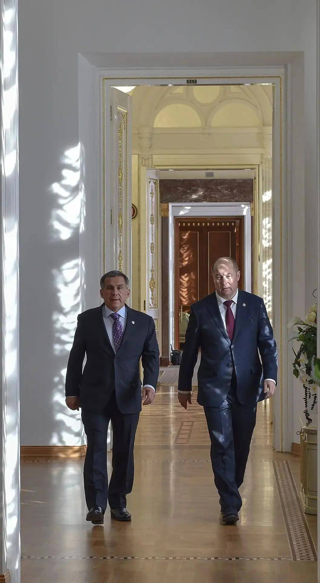 Рустам Минниханов поздравил Асгата Сафарова с днем рождения