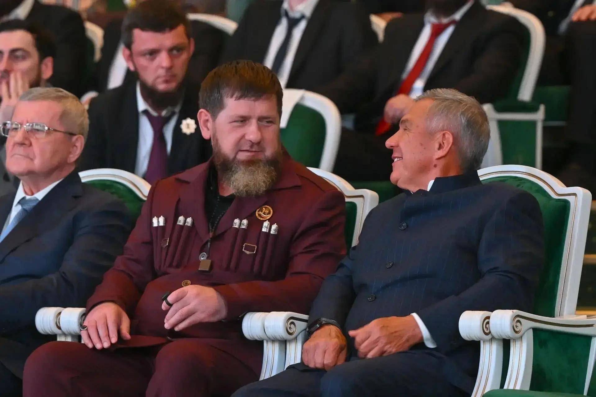 Минниханов поздравил Кадырова с 50-летним юбилеем: «С днем рождения, брат!»