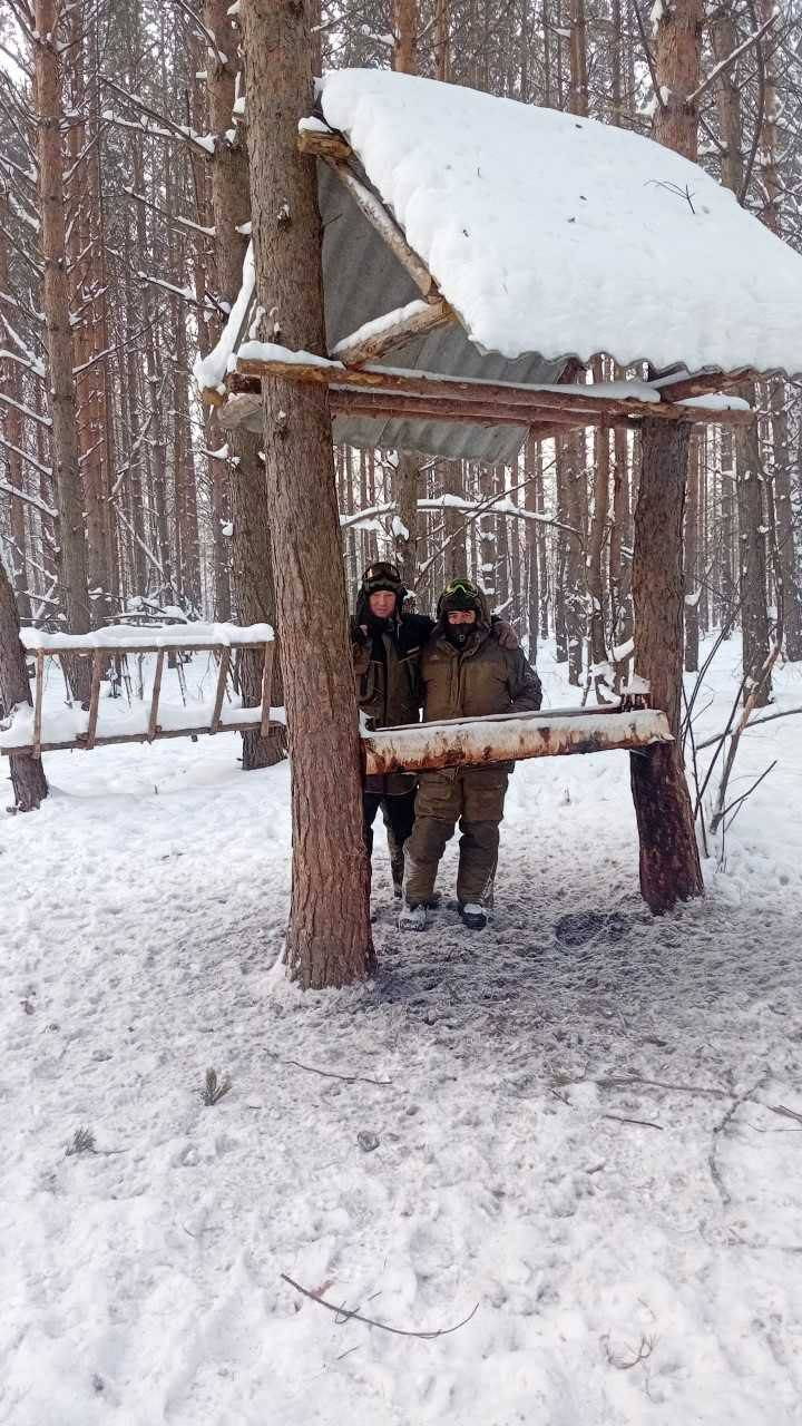 В лесах Татарстана устанавливают кормушки и делают тропы в снегу для животных