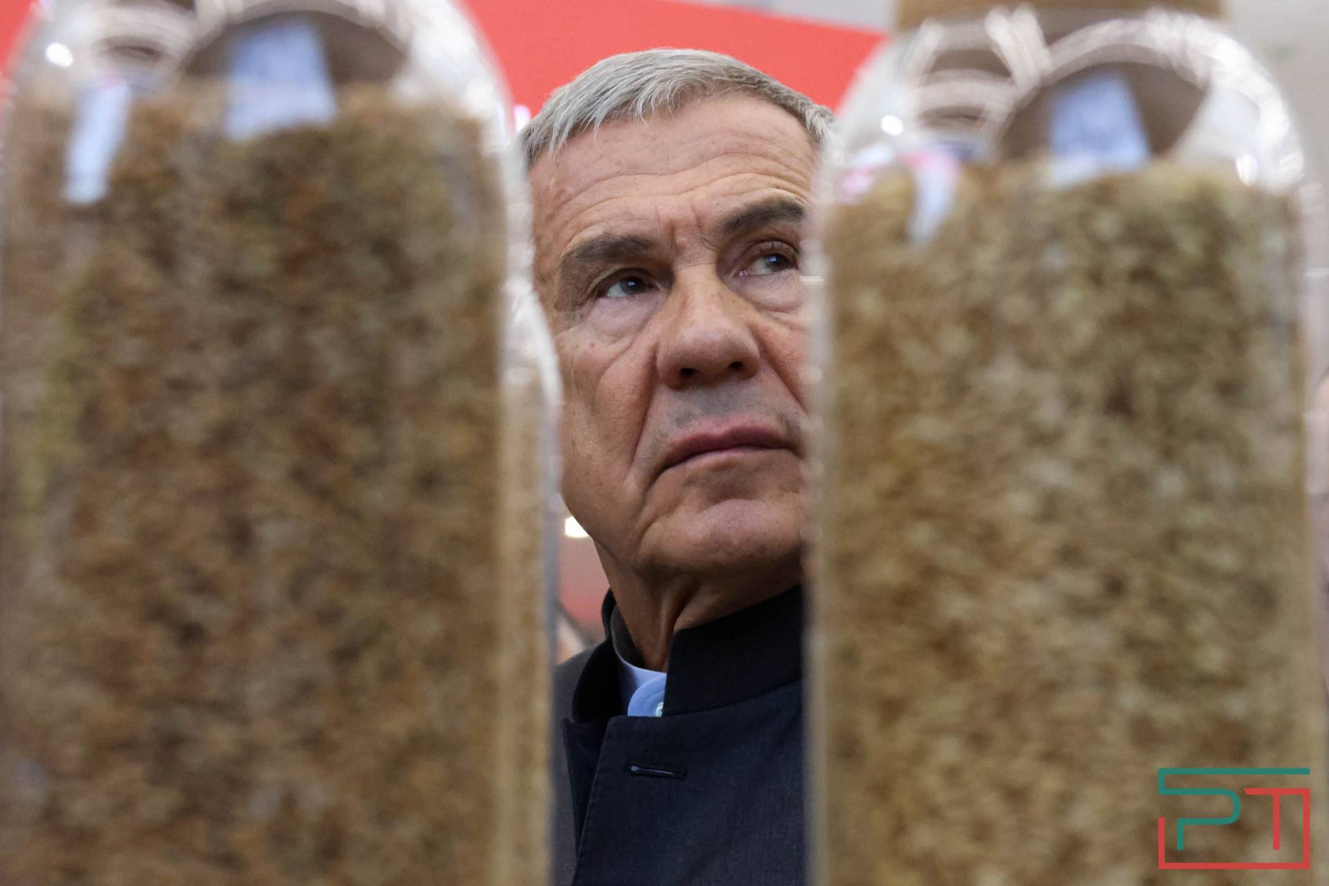 Рустам Минниханов осмотрел выставку «Казань Агро – 2026»