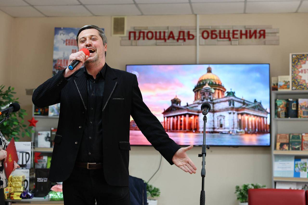 В ЛНР прошли памятные мероприятия в честь 120-летия со дня рождения Мусы Джалиля