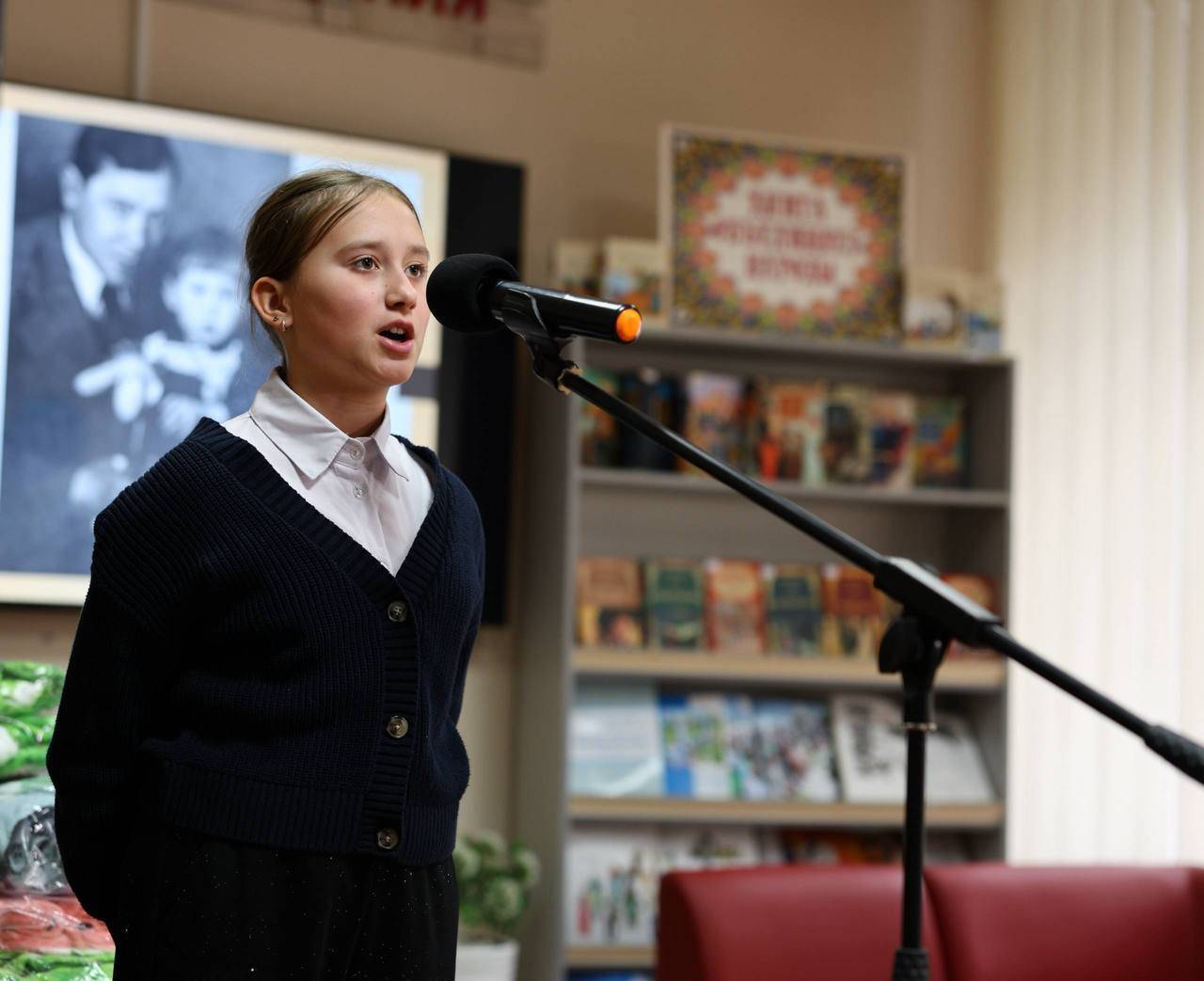 В ЛНР прошли памятные мероприятия в честь 120-летия со дня рождения Мусы Джалиля