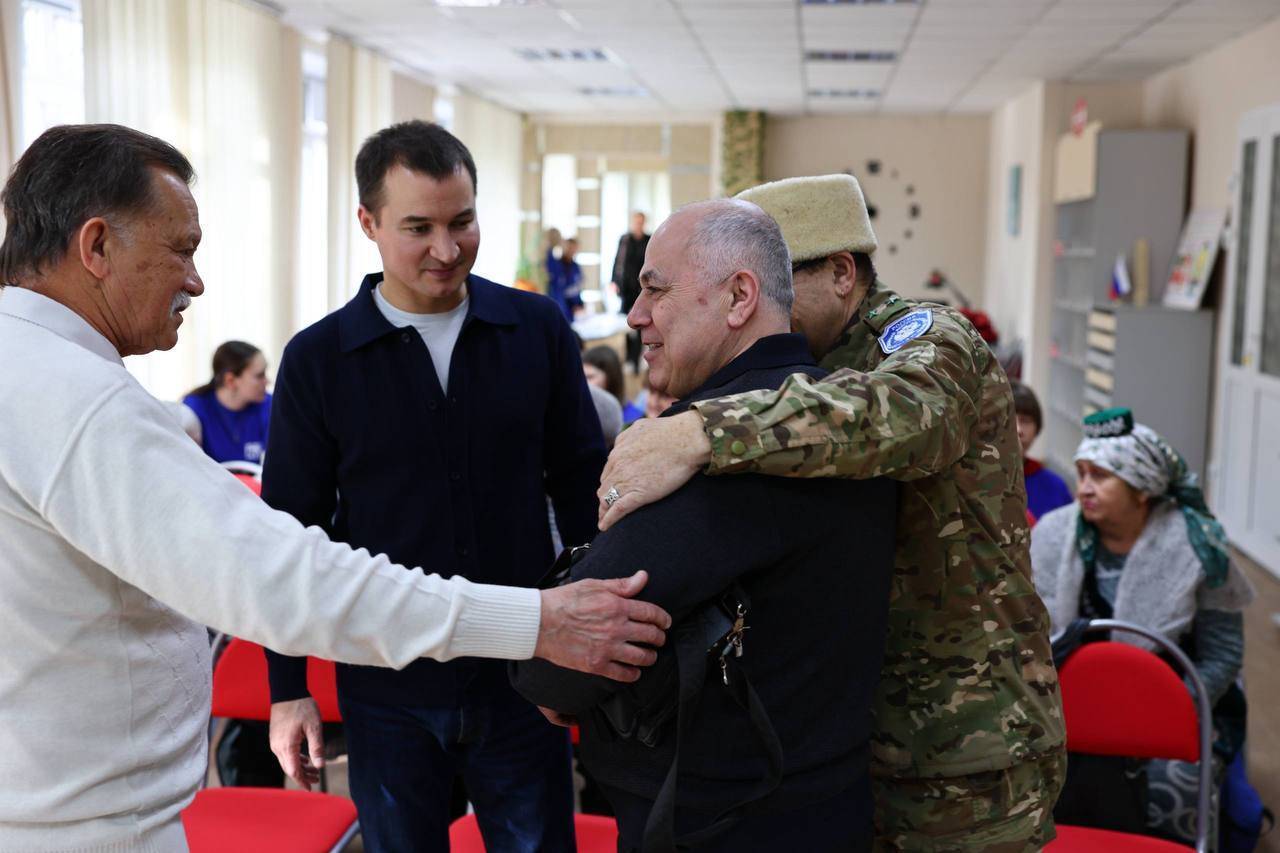 В ЛНР прошли памятные мероприятия в честь 120-летия со дня рождения Мусы Джалиля