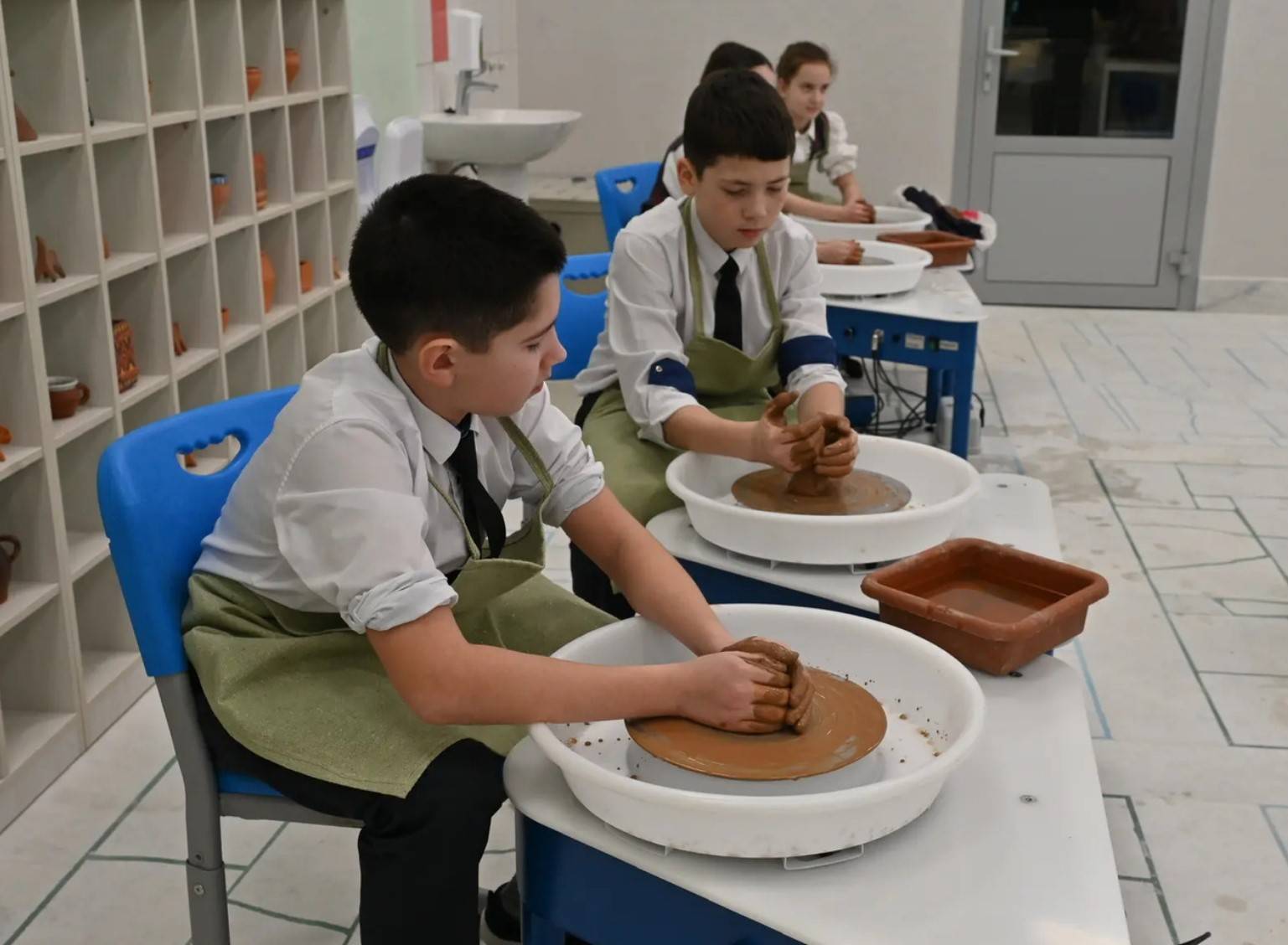 В Богатых Сабах открылись новые здания ЦДТ и Молодежного центра