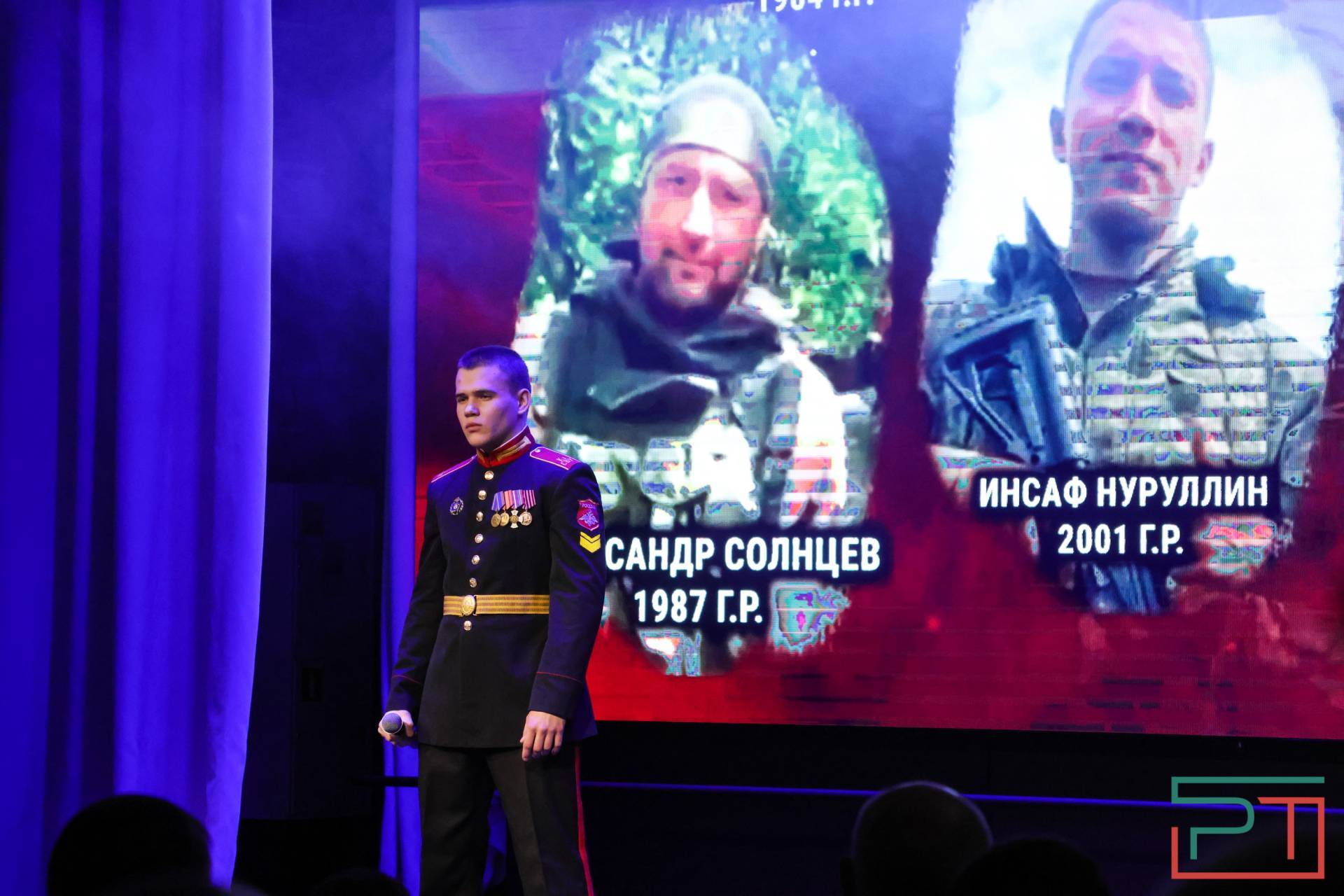 Курсантов Казанского суворовского военного училища поздравили с Днем защитника Отечества