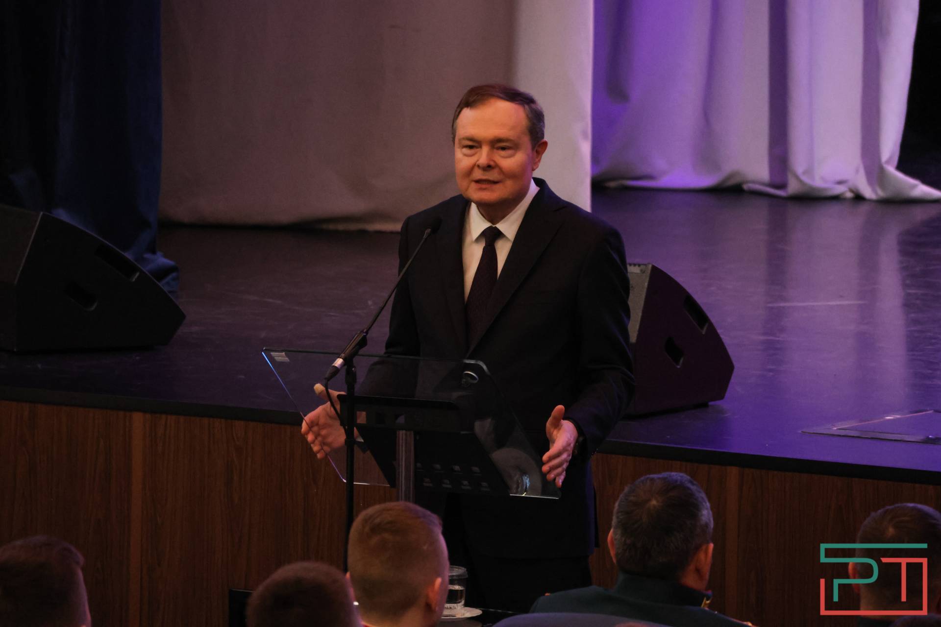 Курсантов Казанского суворовского военного училища поздравили с Днем защитника Отечества