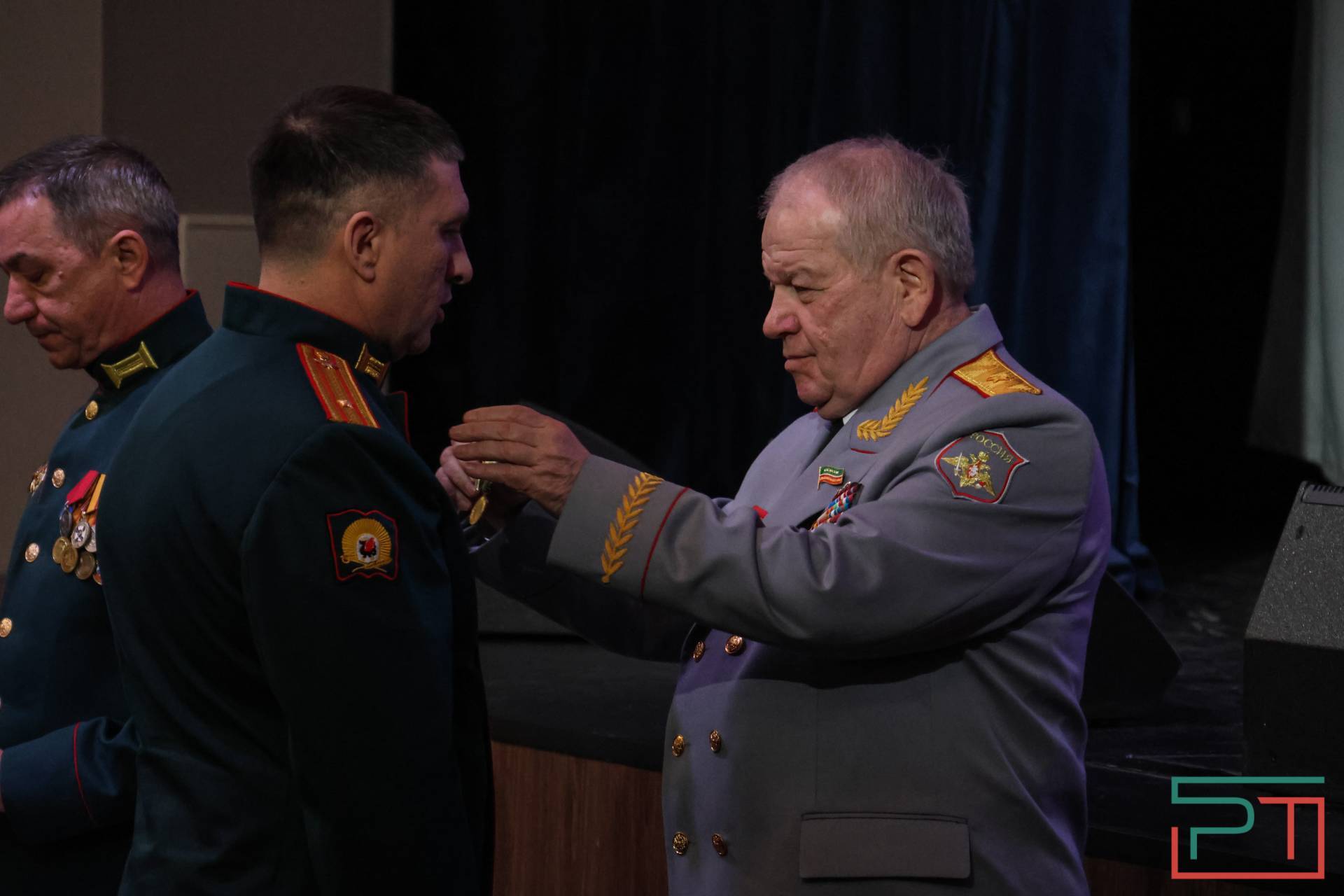 Курсантов Казанского суворовского военного училища поздравили с Днем защитника Отечества