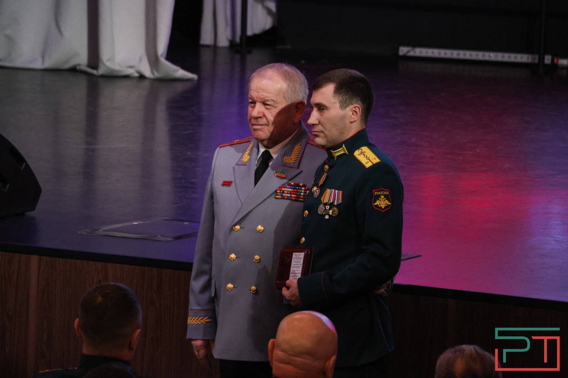 Курсантов Казанского суворовского военного училища поздравили с Днем защитника Отечества