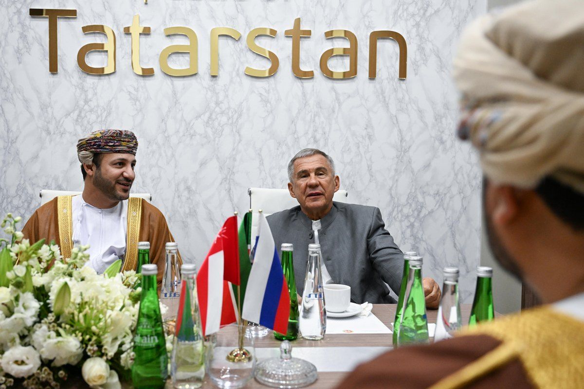 «Можете считать Оман второй родиной»: с кем встречался Рустам Минниханов на OMNEX 2026