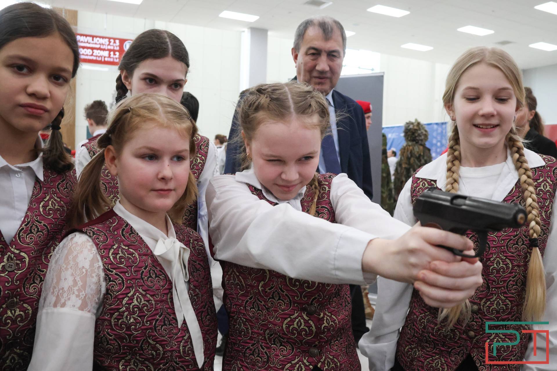 Концерт ко Дню защитника Отечества прошел в «Казань Экспо»