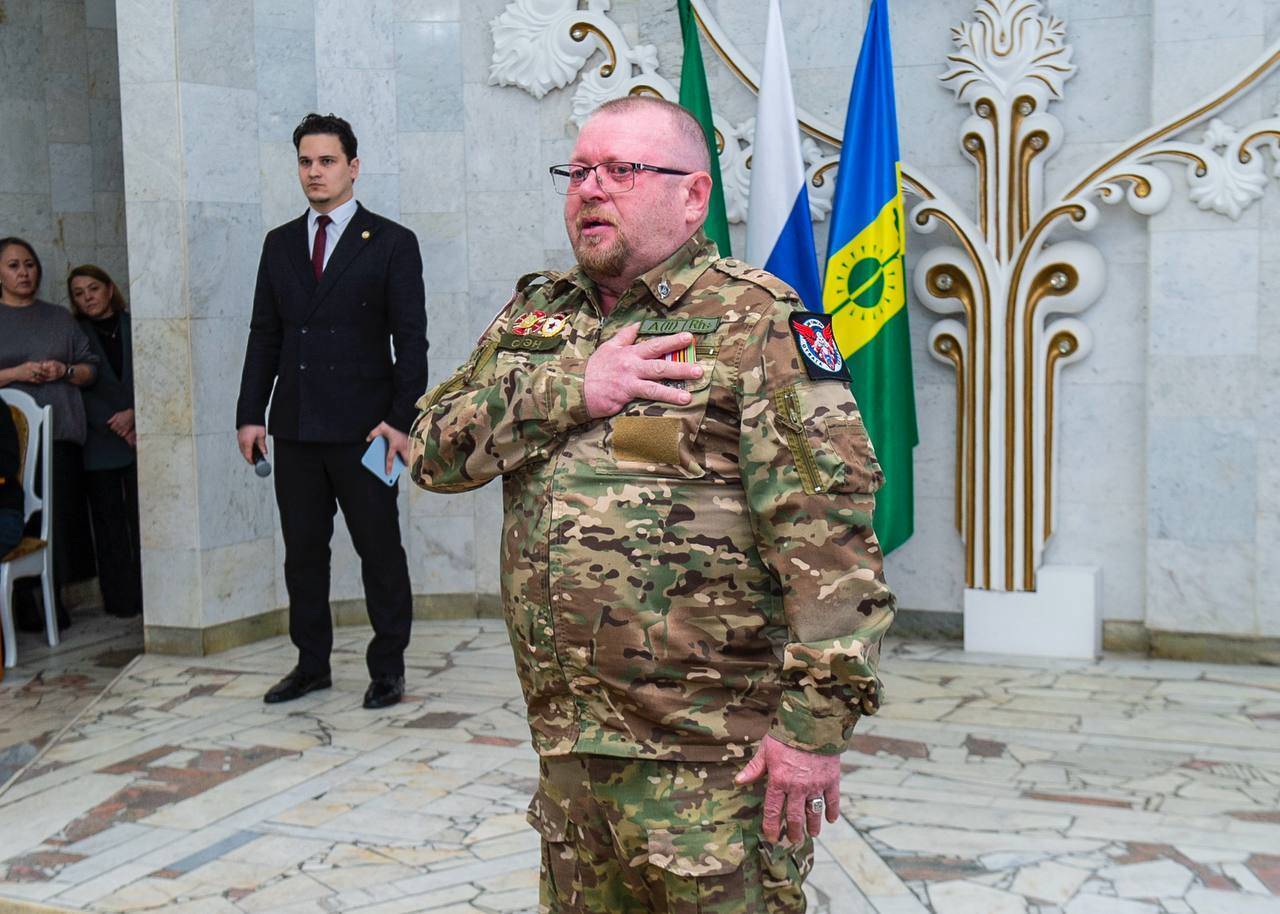 В Нижнекамске вручили ордена и медали близким погибших бойцов СВО