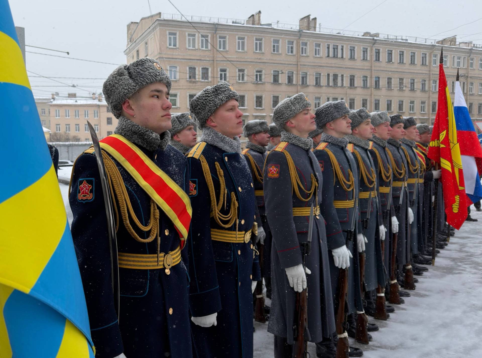 Делегация Татарстана навестила бойцов СВО в госпитале Санкт-Петербурга