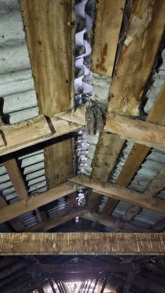 В Казани обрушилась часть крыши многоэтажки на ул.Рахимова