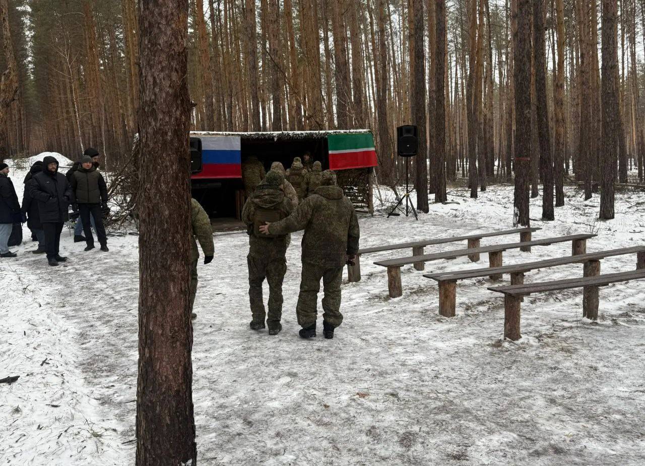 Медсестра горбольницы №5 Челнов вернулась из зоны СВО с гуманитарной миссией