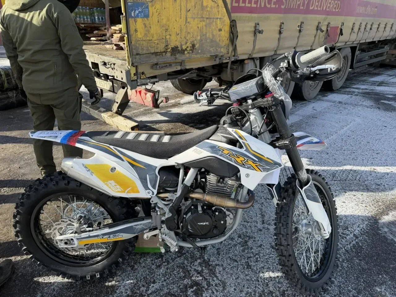 Гуманитарная миссия из Менделеевска доставила технику и посылки в зону СВО