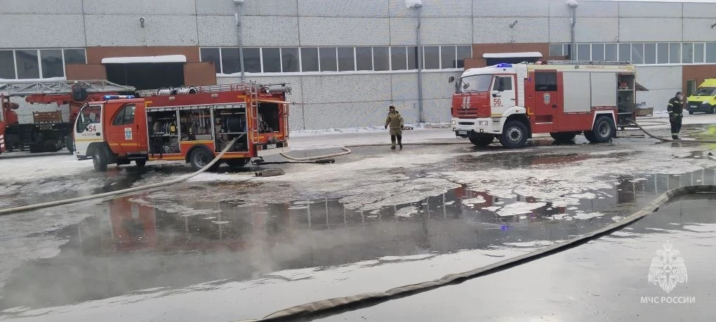 В двух городах Татарстана загорелись склады – фото
