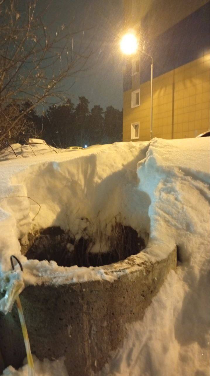 Ребенок упал в открытый люк в Казани – организована проверка