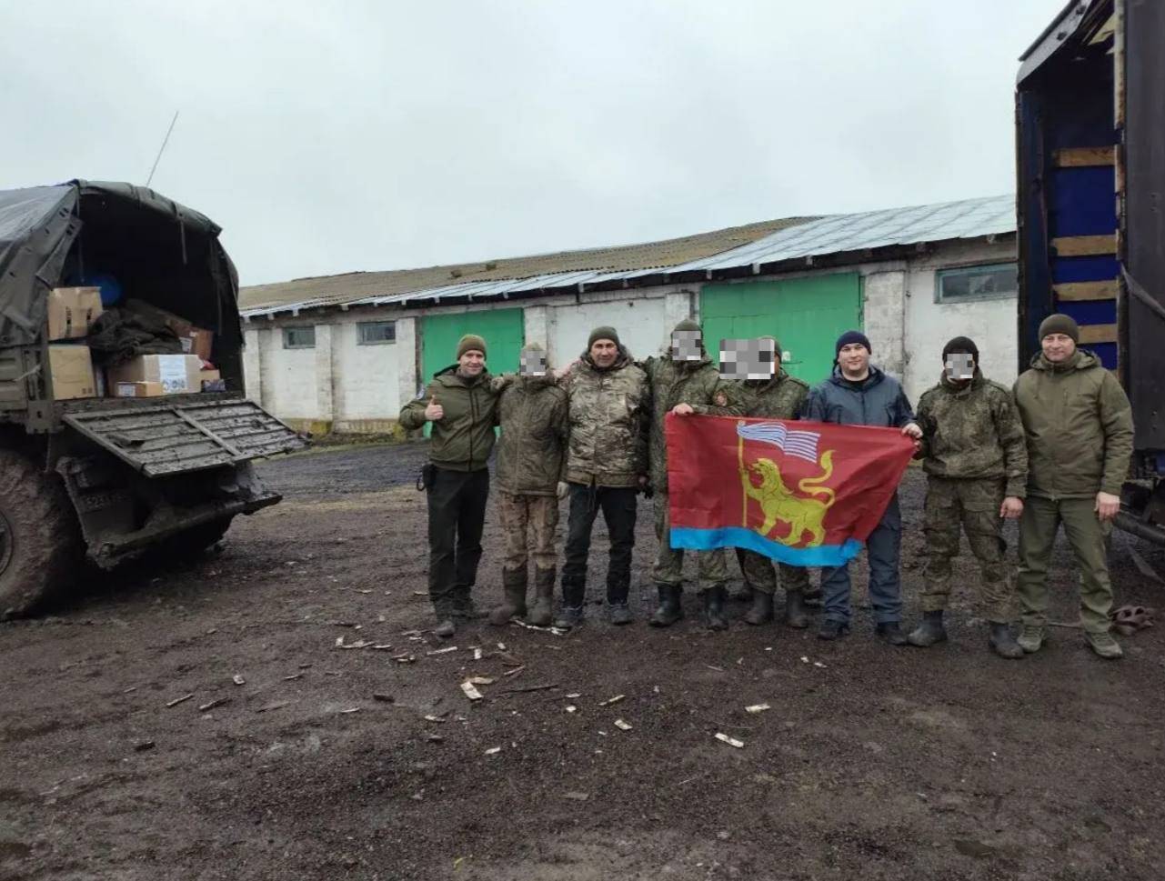 Делегация Тукаевского района доставила технику и вещи подразделениям в зоне СВО