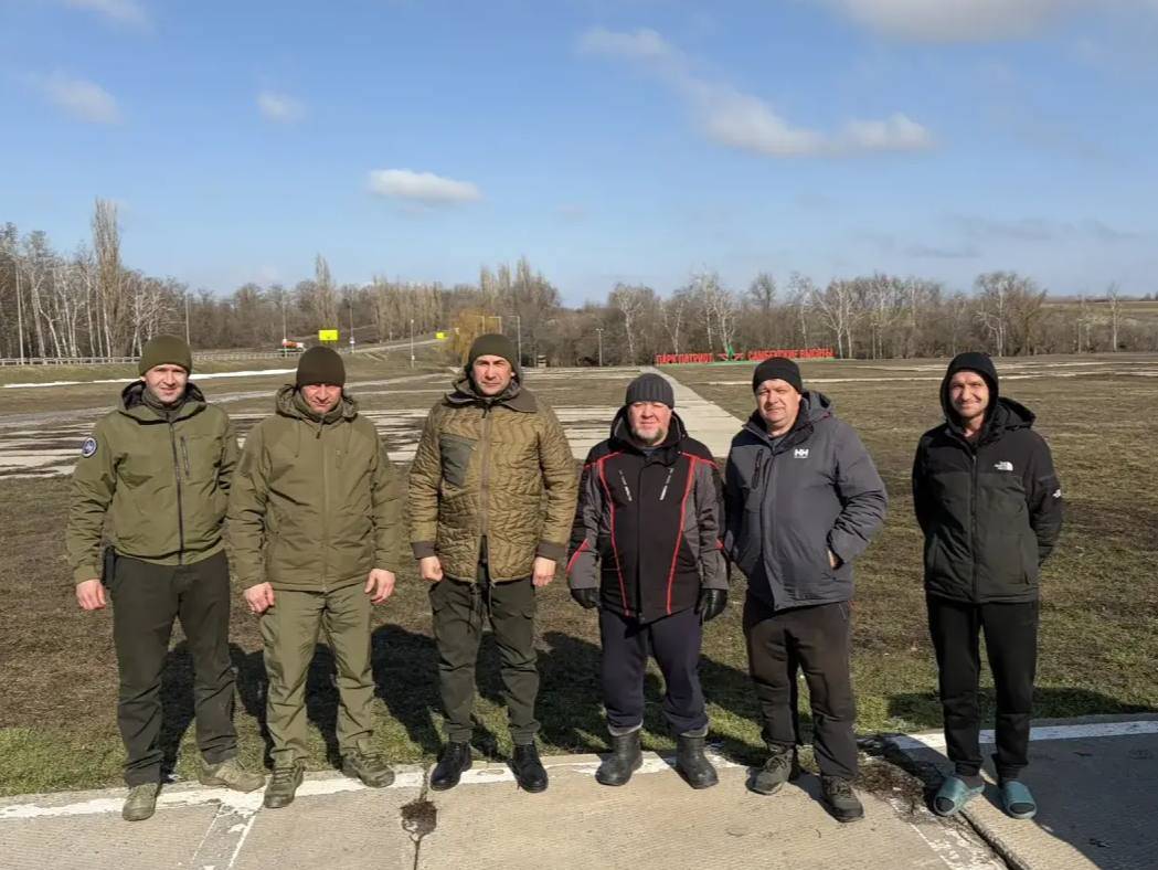 Делегация Тукаевского района доставила технику и вещи подразделениям в зоне СВО