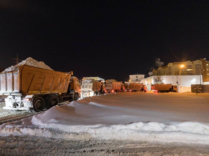 За 9 дней снегопадов службы в Казани вывезли столько же снега, сколько за всю прошлую зиму